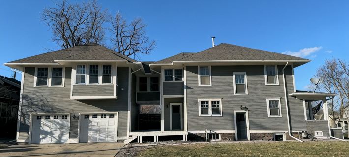 Cozy and accomodating designer home near downtown and McKennan Park - sleeps 10+ Hotels in Sioux Falls