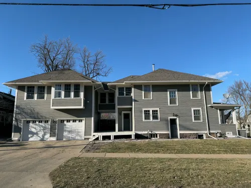 Cozy and accomodating designer home near downtown and McKennan Park - sleeps 10+ - 4성급