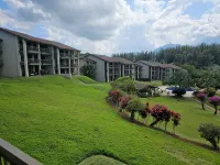 Hanalei Bay Resort 1 Bed/1Bath Condo, Award Winning Pool, 5 Minutes to the Beach - Wifi