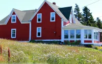 Inn by the Bay - parking