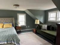 Charming, private 2-bedroom cottage on classic New England farm in Washington CT - 4-Star