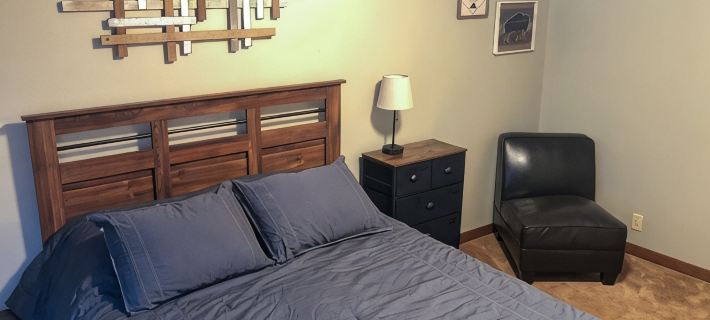 Spacious Northern Black Hills Couples Retreat - Perfect Vacation Get Away Hotels in Lead