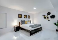 Modern Retreat • Game Room, Playground & Pool_BBQ - 무료 와이파이