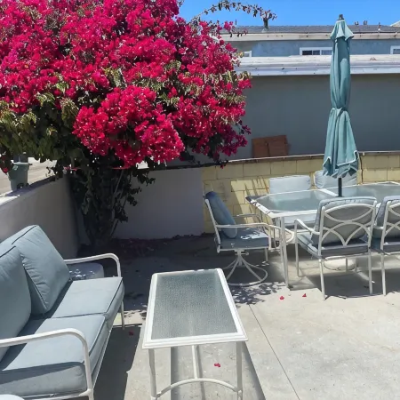 Charming Silverstrand Beach Cottage Just Steps to the Sand!