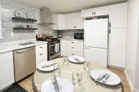 2-bedroom vacation home just 3 minutes drive to Drake University - con encanto