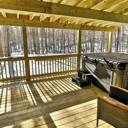 9BR/5BR/Hottub/2 Saunas 6 min to Hunter on 30 private acres