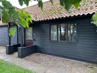 The Farmhouse at Fincham - Villas