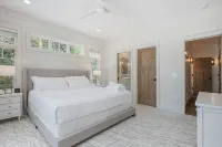 August 9th-16th, 2026 Available! Heated Pool! Sleeps 20! - 4-Star
