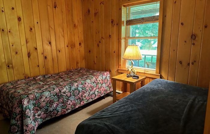Secluded Cabin in Great Location - Close to State Parks in the Endless Mountains
