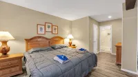 Margaritaville Huge 5 Bedroom/2 Boat slips Sleeps 14 - Homestays