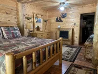 Cozy Cabin located in the heart of the Black Hills, but close to Deadwood & Lead - 샬레 호텔