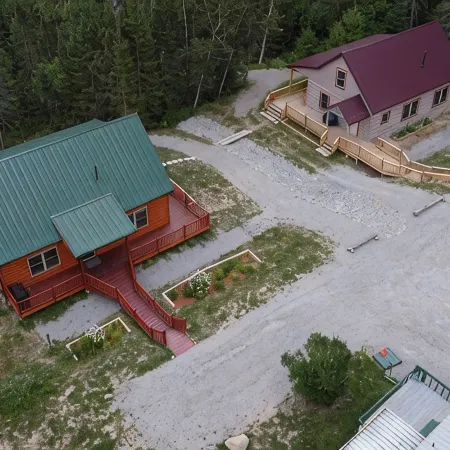 Riverfront Cabin: The Cozy Southern Brook Trout Lodge