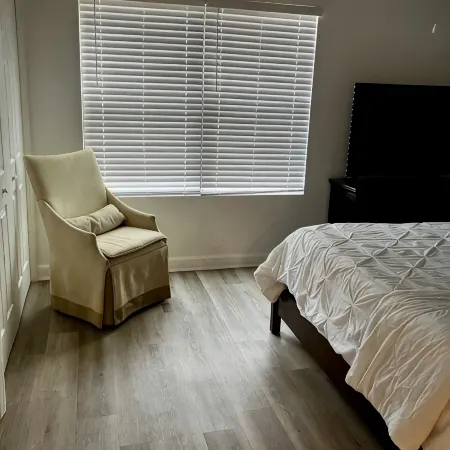 1147 NEW Cozy 2 Bedroom Condo on Mobile Bay