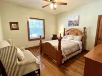 Spacious Victorian w/Game Room & Hot Tub - 3-Star