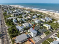 Sandcastle on 2nd - New Construction, Heated Pool, GOLF CART, Steps to Beach! - 4つ星