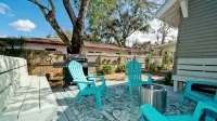 1925 Historic Bradenton Bungalow, Convenient to Downtown and Anna Maria Island! - 4-Star