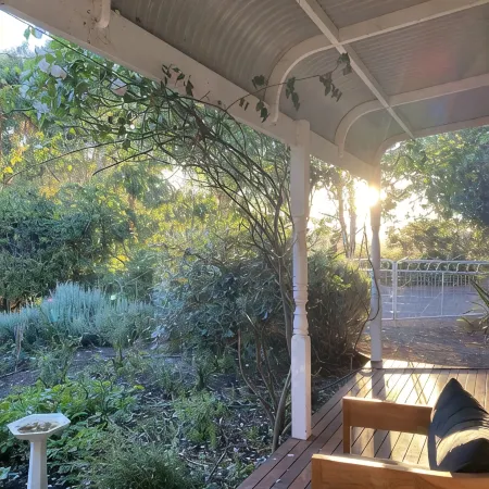 Mornington Peninsula Escape.  Tennis Court, Swimming Pool & Spa Hotels in Flinders