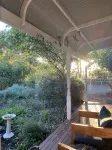 Mornington Peninsula Escape.  Tennis Court, Swimming Pool & Spa - 4-Star