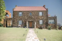 Beautiful Historic Home overlooking Downtown/BOK - balcony