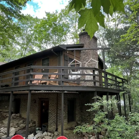 This 2000 sq ft cabin is the perfect retreat!
