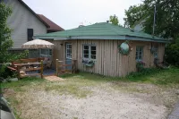 Cabin in the Village - Chalets