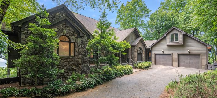 Big Canoe Mountain Home with Spectacular Mountain Views - Game room! Hotels in Pickens County