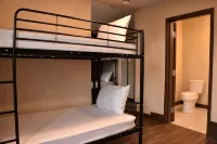 Party Hostel- Canmore Hotel Hostel - Cheap