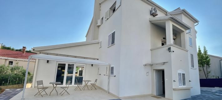 Apartments & Rooms Petra Hotels in Zadar