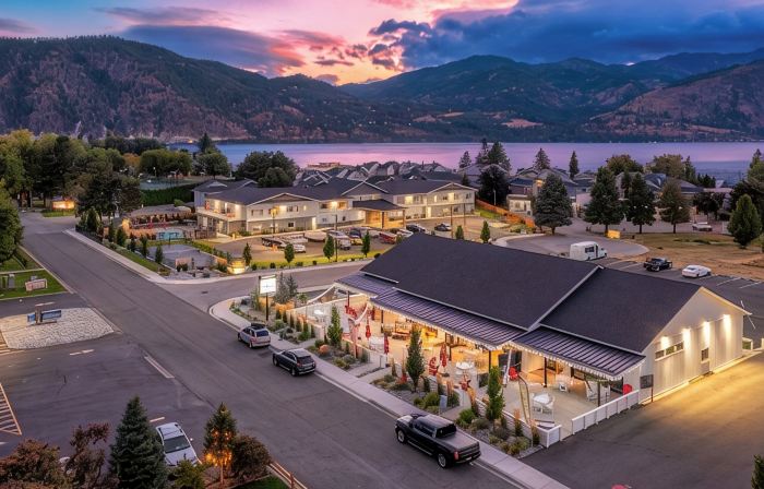 The Lodge Lake Chelan