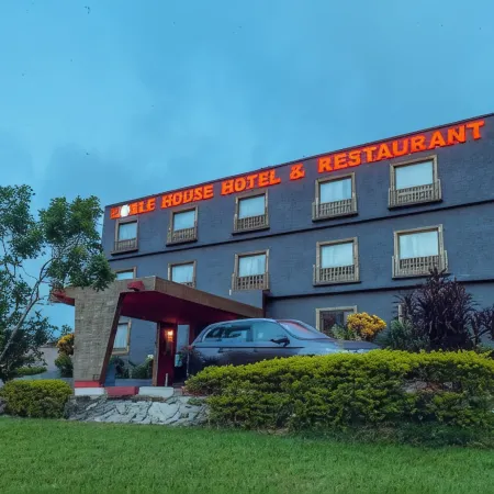 Noble House Hotel