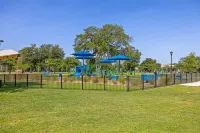 The Polygon, Park Circle, Pet Friendly - Homestays