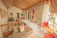 Mosaic Home - 2-Star