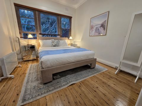 Art Deco Garden Apt | Beach Access & Shared Yard