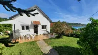 Waterfront with sea view! - Homestays