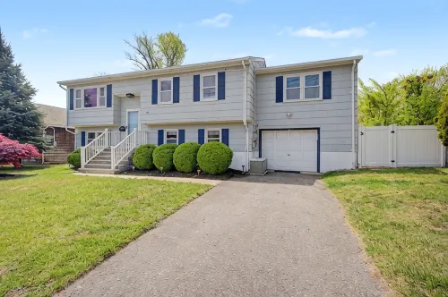 6Br Beach Oasis & Poolside Getaway w/ Game Room & Private Beach Access in Ppb - 3-Star