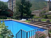 Pey Resort - Pools