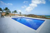 Beautiful 7.7 acre estate with a huge home and stunning views of the Caribbean - Wifi
