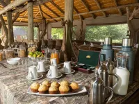 Leopard Plains - breakfast