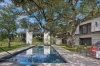 The Ruby Hotel - Pools