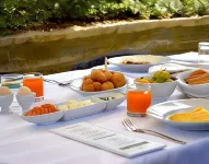 Villa Permet - breakfast