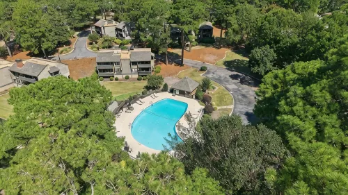 Beautiful Renovated Pinehurst Condo I 2 Bedroom/ 2 Bath I Pool I Sleeps 4 - 4-Star