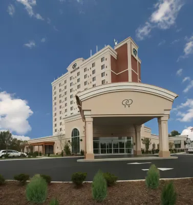 DoubleTree by Hilton Greensboro
