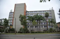 Royal Pacific Hotel Sydney Hotels near Chatswood RSL Club