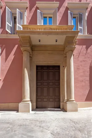 H10 Palazzo Galla