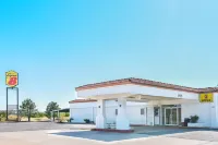Super 8 by Wyndham Abilene North Hotels in Abilene