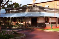 Rose & Crown Hotel Hotels in Caversham
