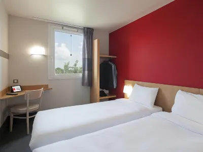 B&B Hotel Paray-Le-Monial فنادق في Saint-Aubin-en-Charollais