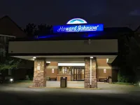 Howard Johnson by Wyndham Newark Airport