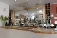 The Old Court Hotel Các khách sạn ở Witney