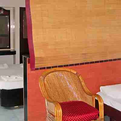 Hotel Sadhabishegam Rooms